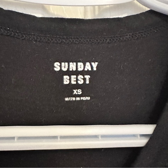 Aritzia sunday best black tee - Picture 2 of 2